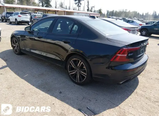 VOLVO S60 T6 R-DESIGN 2019