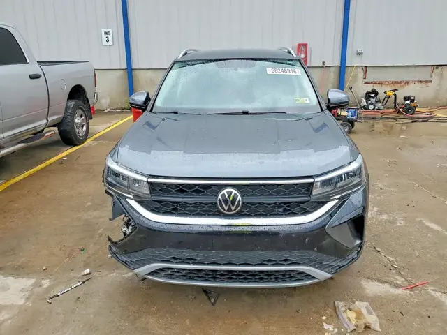 VOLKSWAGEN TAOS SE 2022