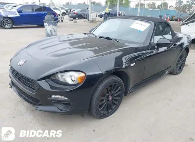 FIAT 124 SPIDER CLASSICA 2017