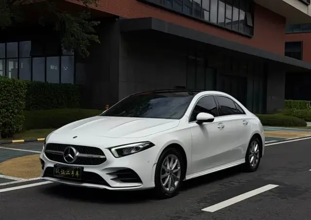 MERCEDES-BENZ A-CLASS 2022