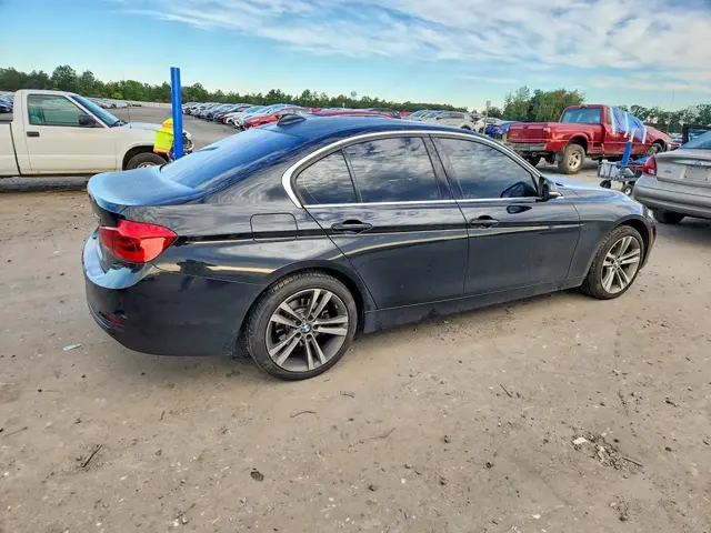 BMW 330 XI 2018