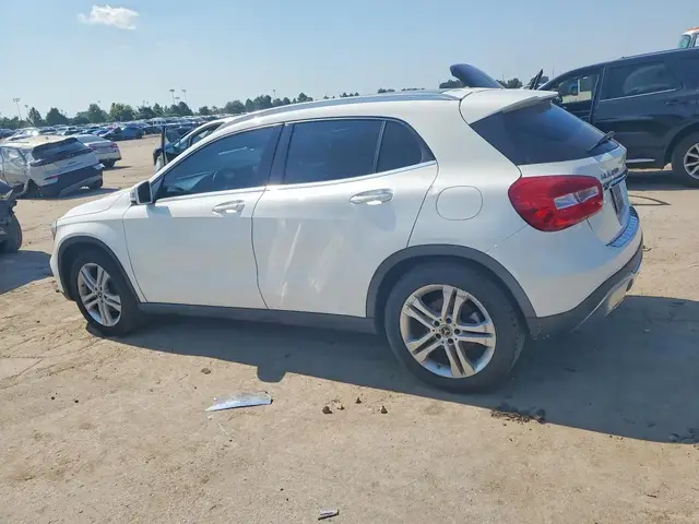 MERCEDES-BENZ GLA 250 4MATIC 2019