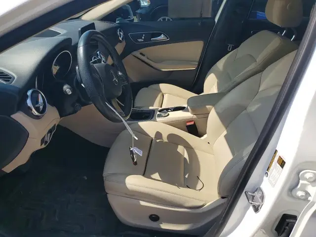MERCEDES-BENZ GLA 250 4MATIC 2019