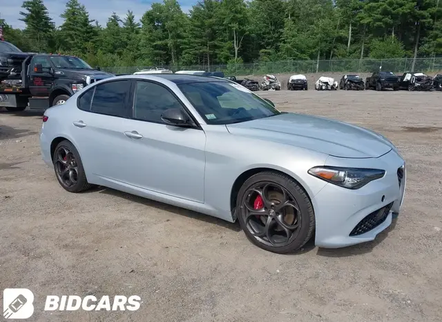 ALFA ROMEO GIULIA TI SPORT AWD 2020