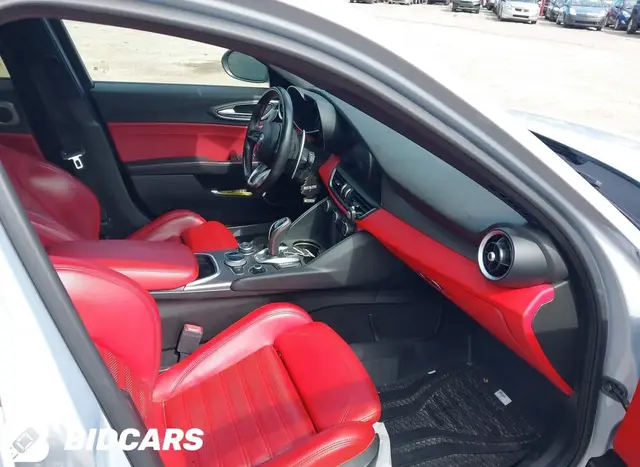 ALFA ROMEO GIULIA TI SPORT AWD 2020