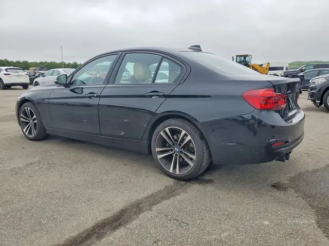 BMW 330 XI 2018