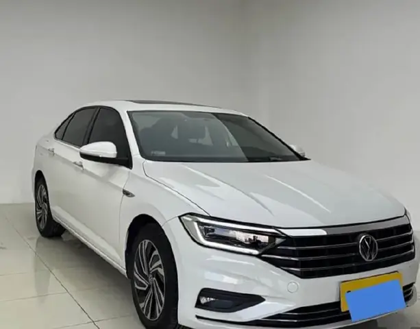VOLKSWAGEN SAGITAR 2022