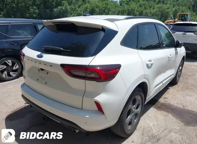FORD ESCAPE ST LINE 2023