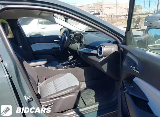CHEVROLET TRAX FWD LT 2025