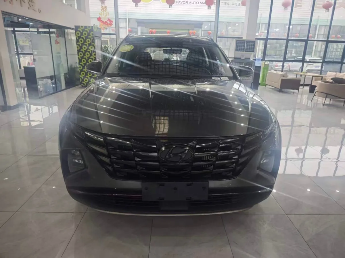 HYUNDAI TUCSON PREMIUM 2023