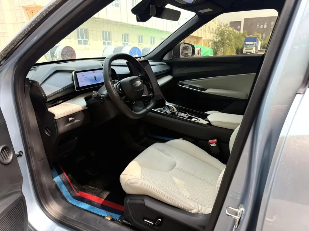 GEELY BOYUE 2023