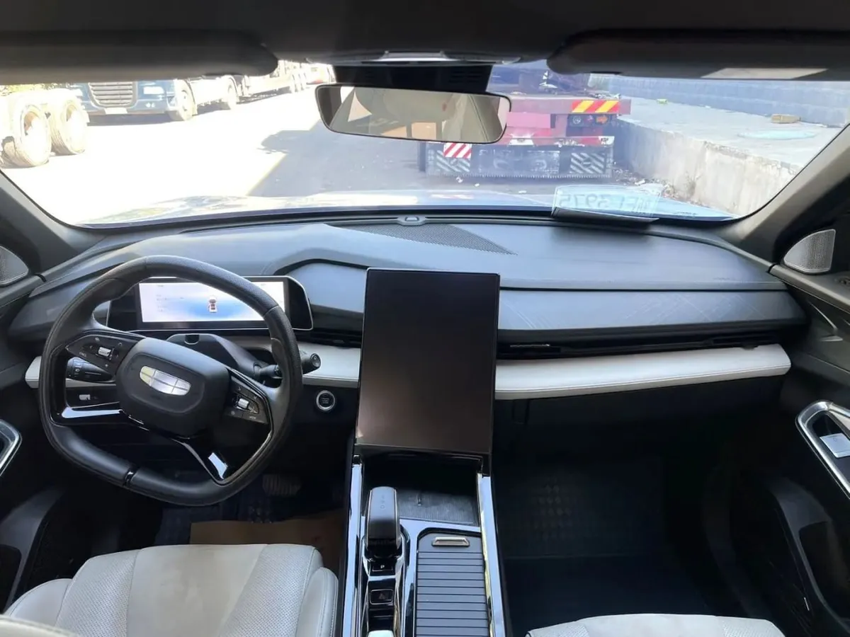 GEELY BOYUE 2023