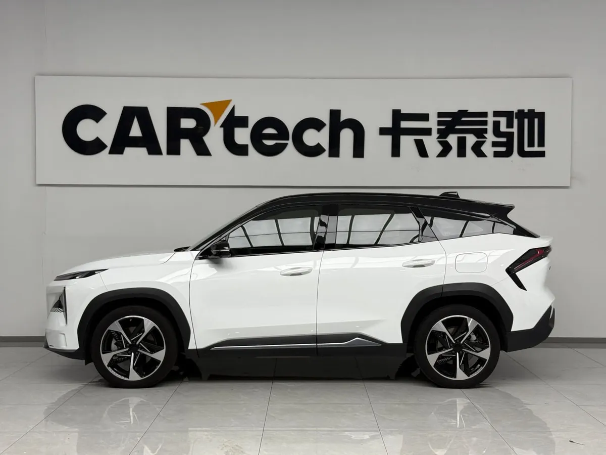 GEELY GALAXY L7 2023