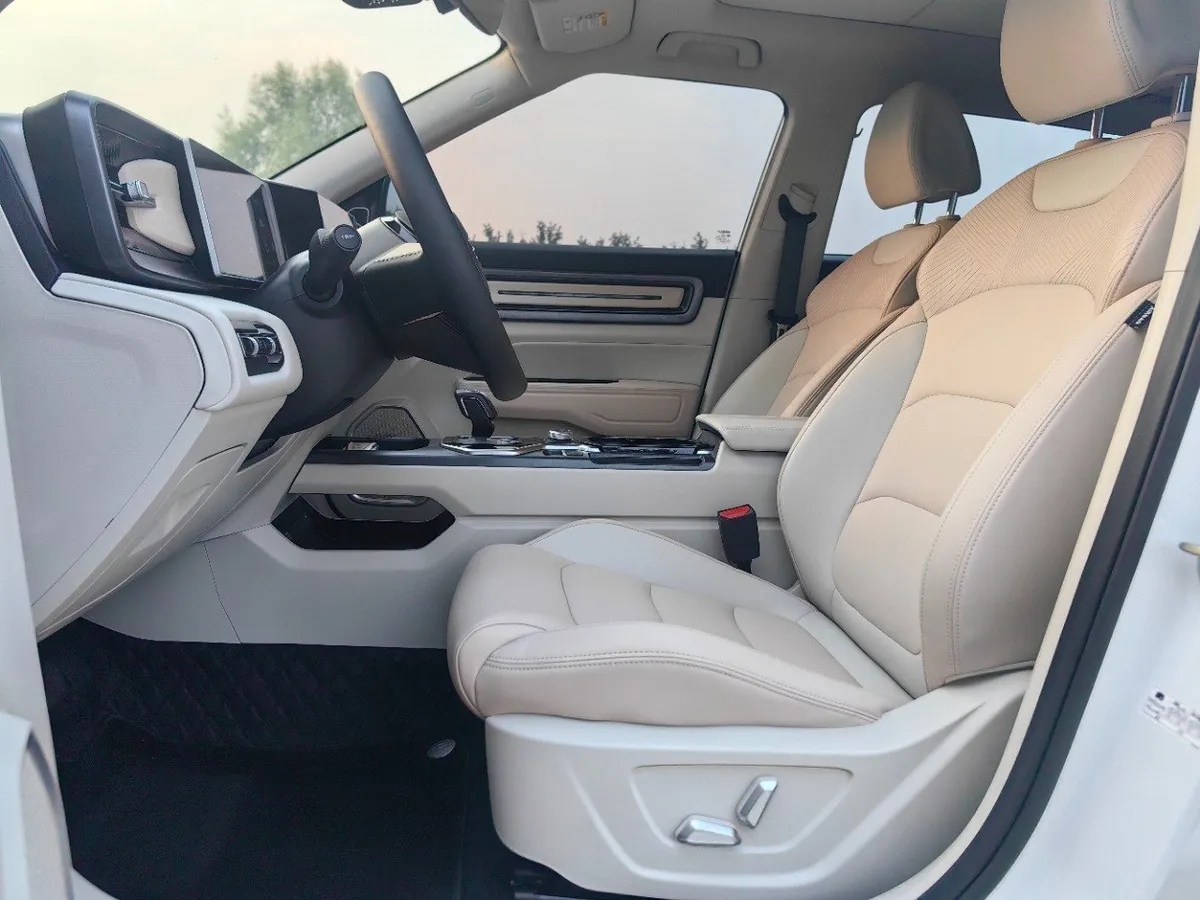 GEELY ICON PREMIUM 2023