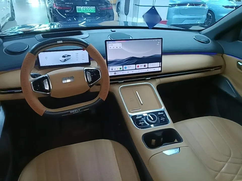 GEELY GALAXY STARSHIP EM-I GALAXY STARSHIP 7 EM-I 2024