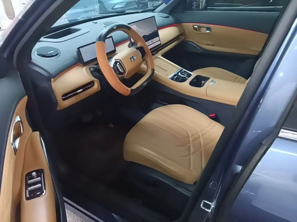 GEELY GALAXY STARSHIP EM-I GALAXY STARSHIP 7 EM-I 2024