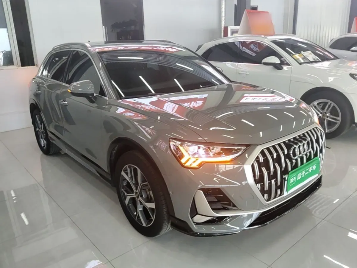 AUDI Q3 2024