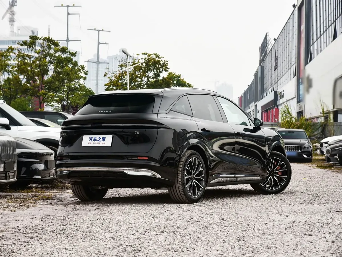 ZEEKR 7X 2026