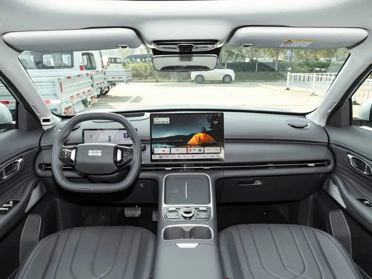 GEELY GALAXY STARSHIP EM-I GALAXY STARSHIP 7 EM-I 2026