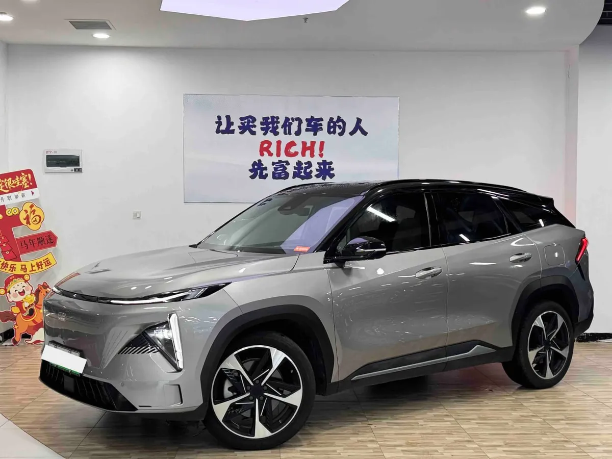GEELY GALAXY L7 2023