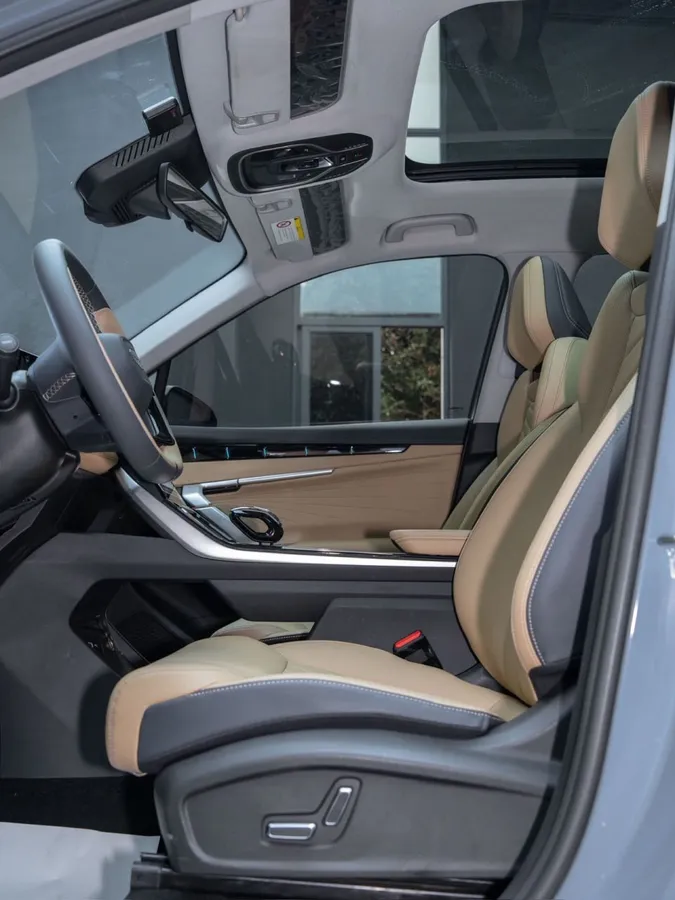 GEELY BOYUE L PREMIUM 2023