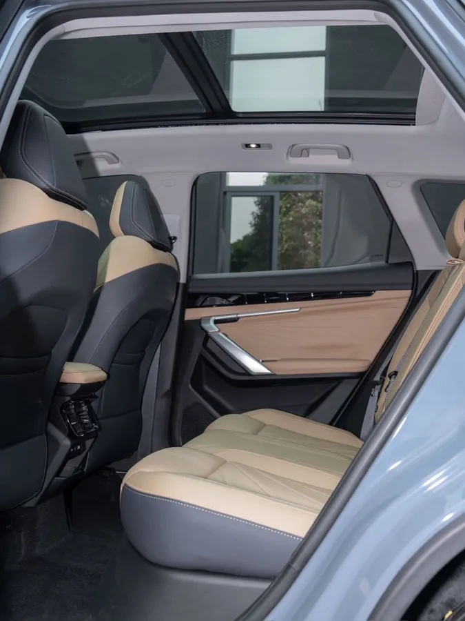 GEELY BOYUE L PREMIUM 2023