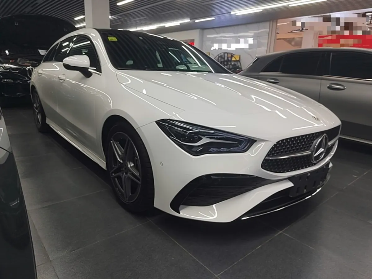 MERCEDES-BENZ CLA 2024