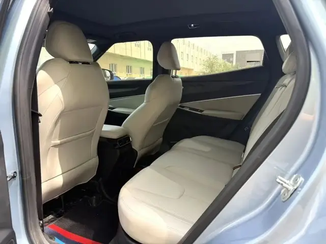 GEELY BOYUE 2023