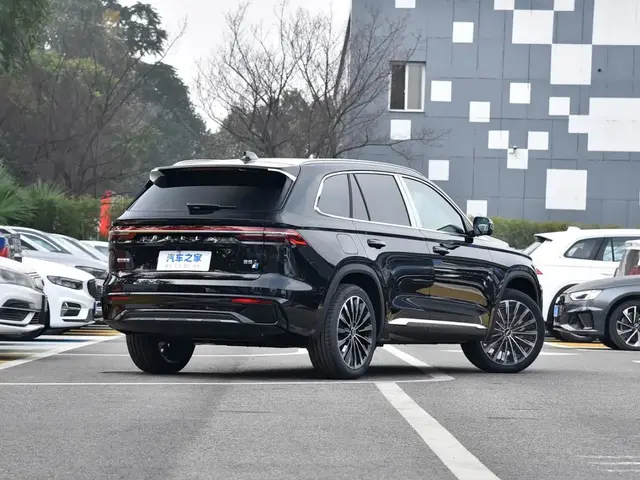 GEELY XINGYUE L 2024