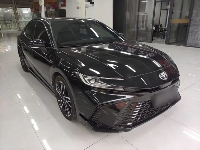 TOYOTA CAMRY 2024