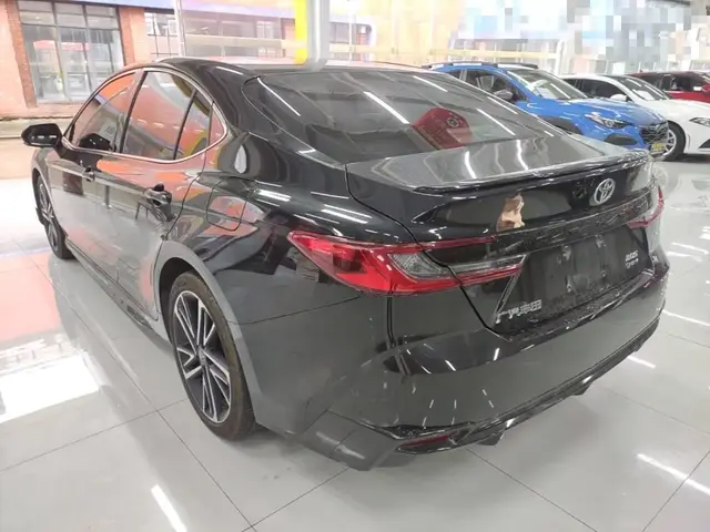 TOYOTA CAMRY 2024