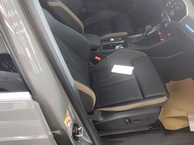 AUDI Q3 2024