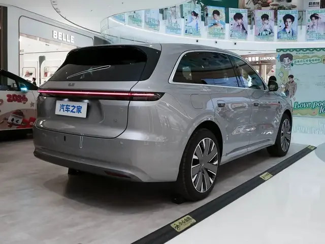 LI AUTO L6 2026