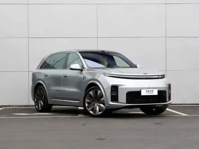 LI AUTO L8 2026
