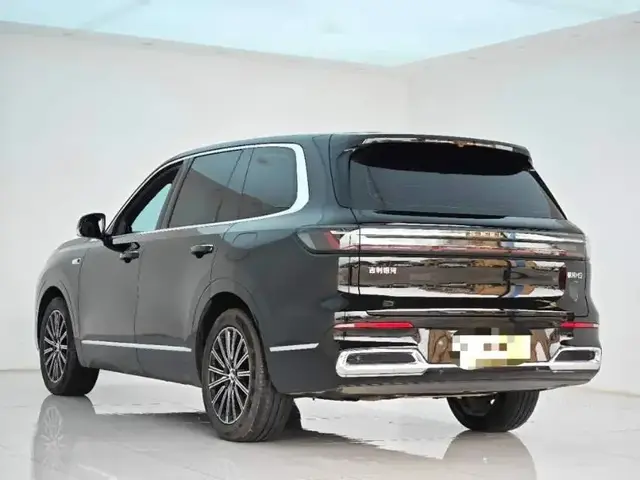 GEELY GALAXY M9 2025