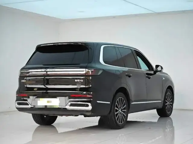 GEELY GALAXY M9 2025