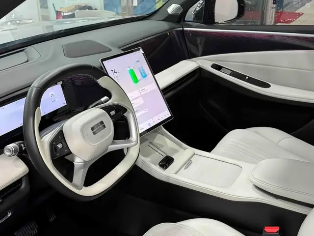 GEELY GALAXY L7 2023