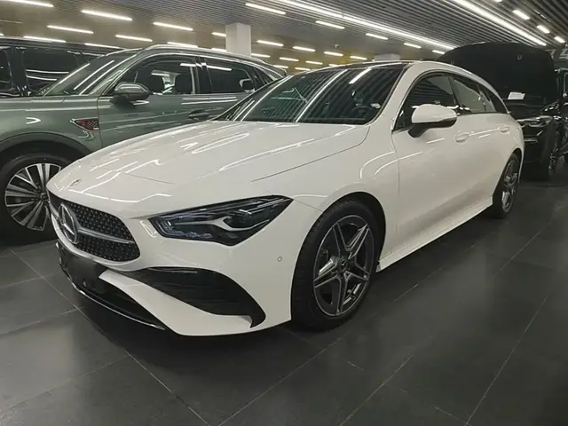 MERCEDES-BENZ CLA 2024