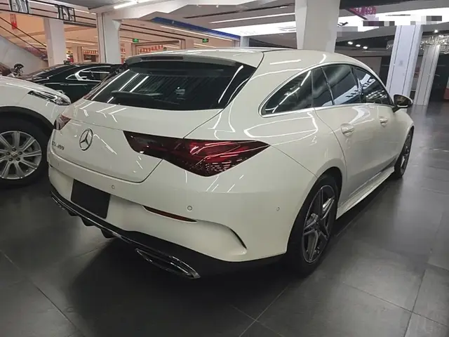 MERCEDES-BENZ CLA 2024