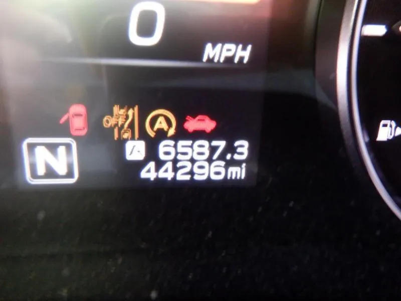 SUBARU OUTBACK PREMIUM 2025