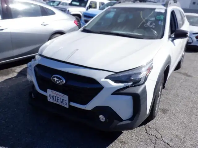 SUBARU OUTBACK PREMIUM 2025