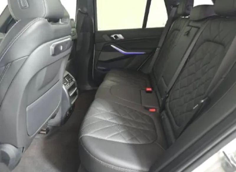 BMW X5 SPORTS ACTIVITY VEHICLE 2024