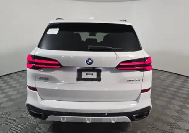BMW X5 SPORTS ACTIVITY VEHICLE 2024