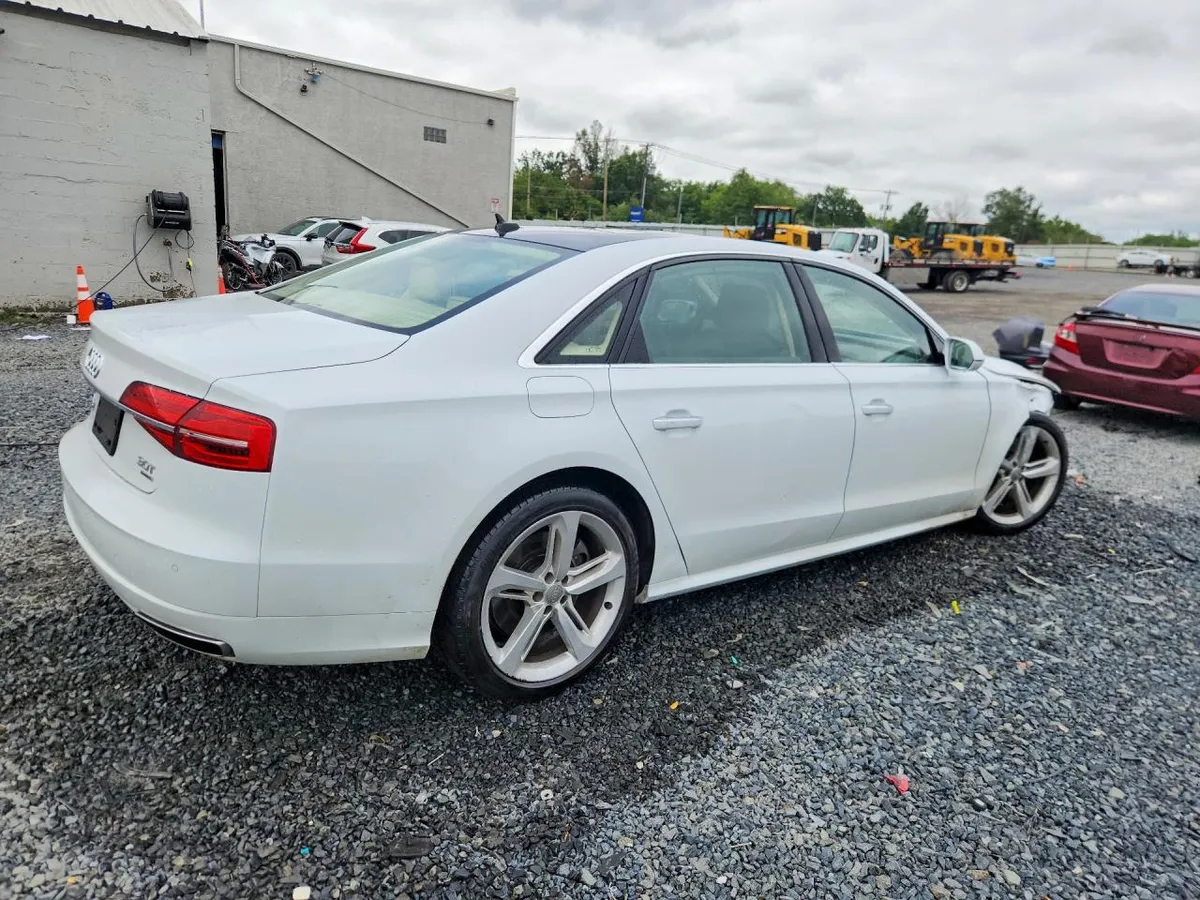 AUDI A8 2018