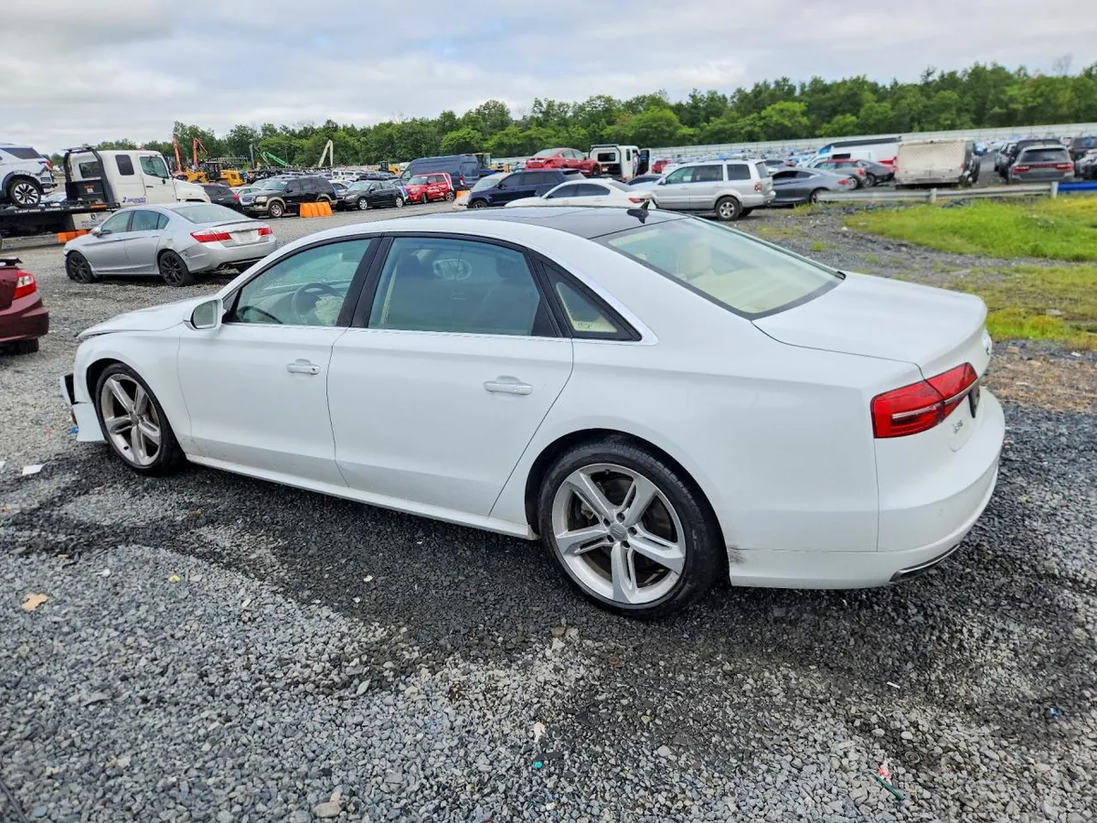 AUDI A8 2018