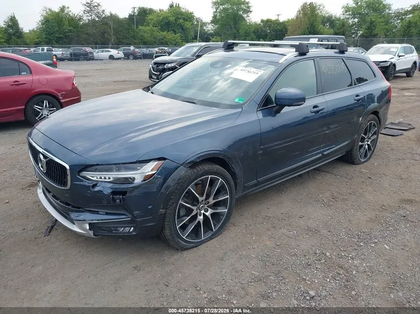 VOLVO V90 CROSS COUNTRY T6 2018