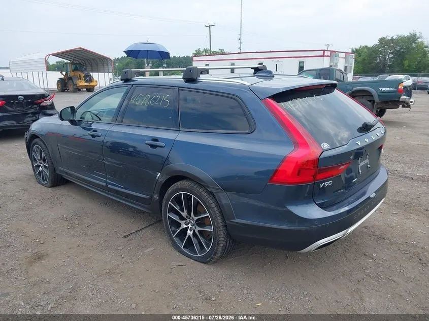 VOLVO V90 CROSS COUNTRY T6 2018