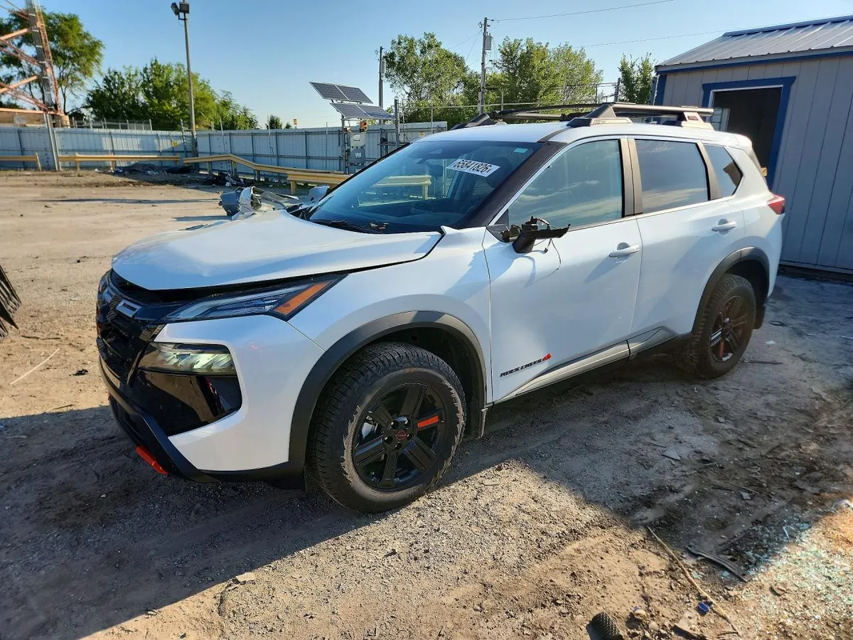 NISSAN ROGUE ROCK CREEK 2026