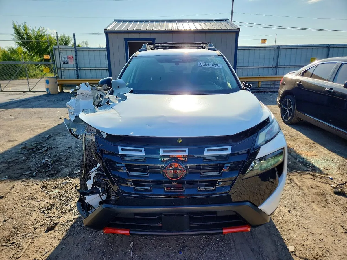 NISSAN ROGUE ROCK CREEK 2026
