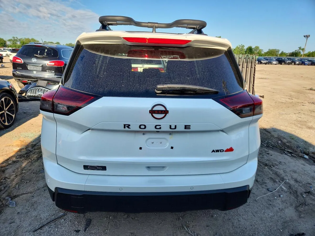 NISSAN ROGUE ROCK CREEK 2026